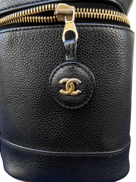 Chanel black grained leather vanity case – embossed CC logo