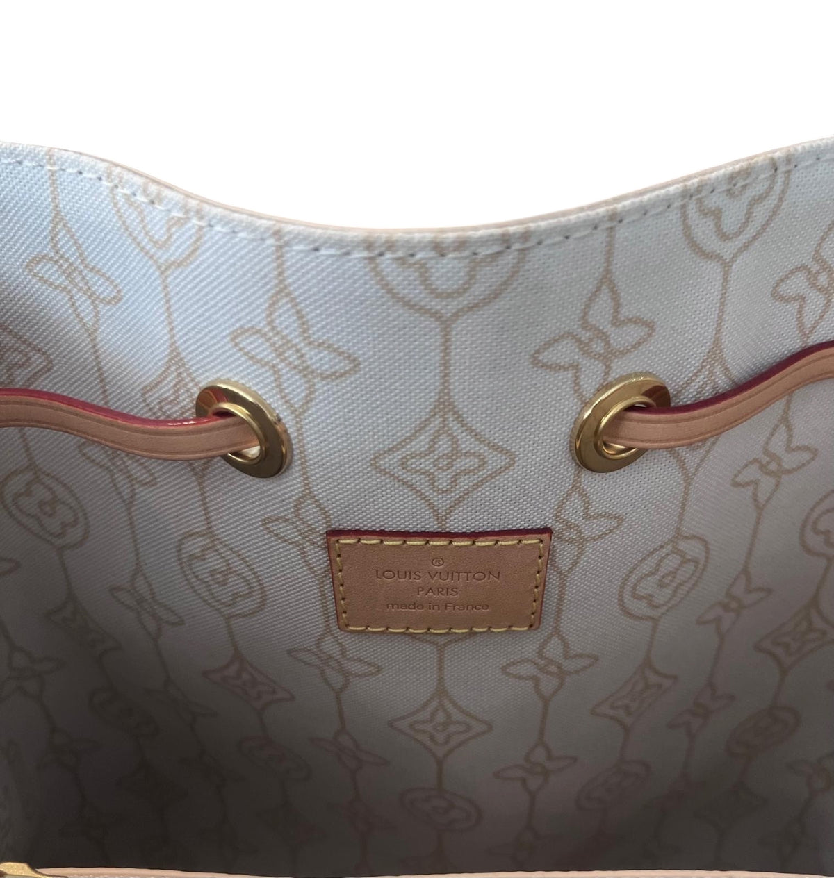 Louis Vuitton NeoNoe Damier Azur – Summer 2023 Edition