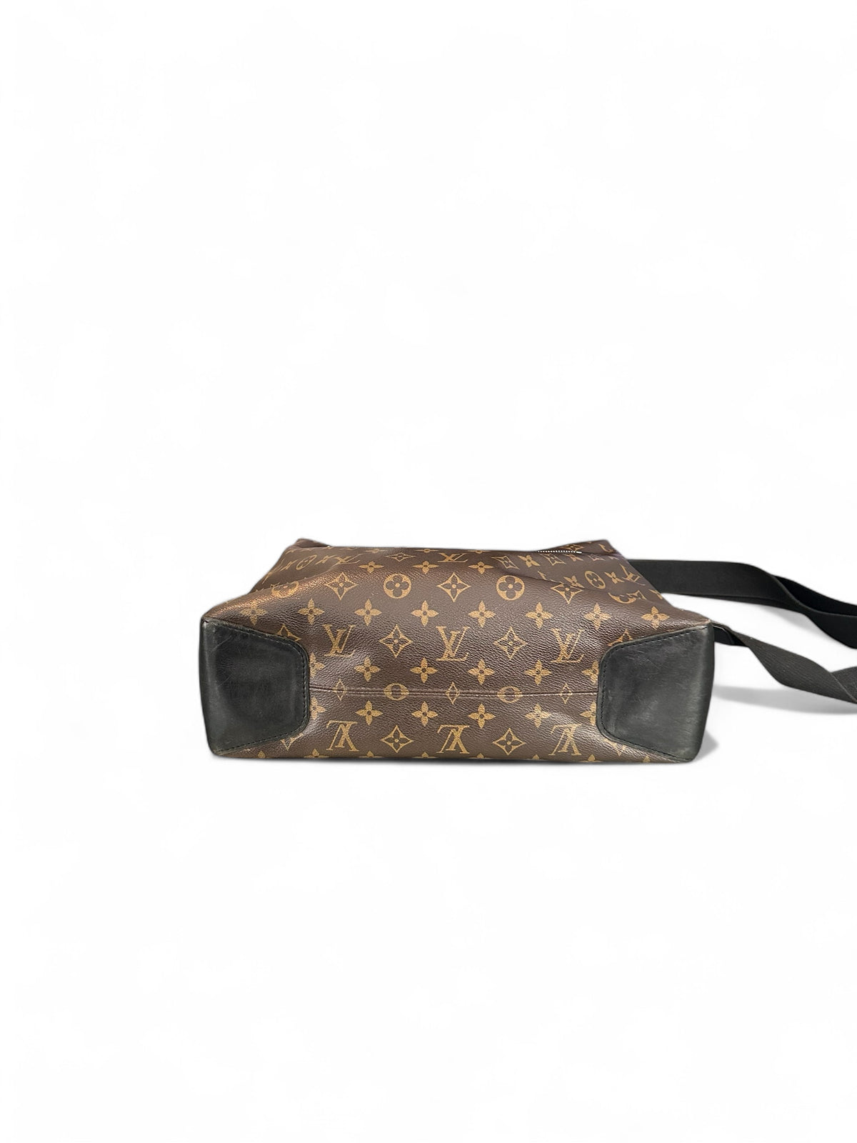 Louis Vuitton Messenger Crossbody Bag – Monogram Brown