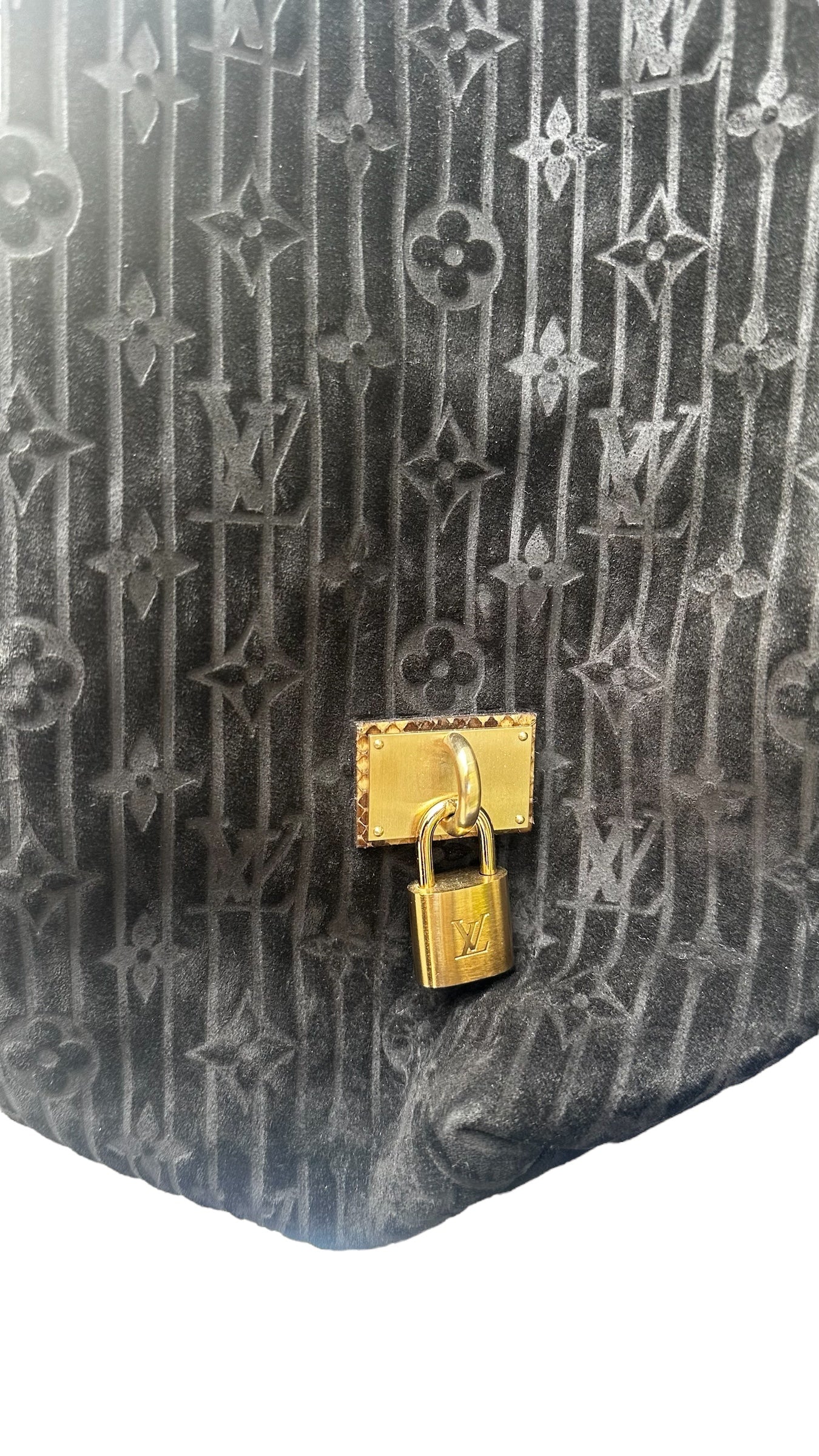 Louis Vuitton KHOL - Limited Edition