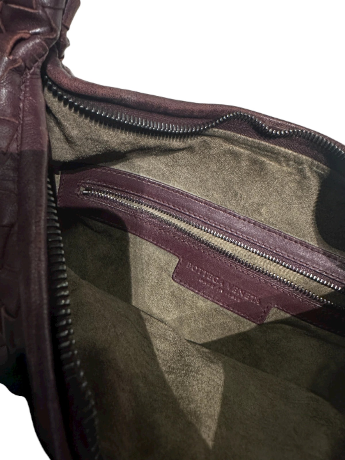 Bottega Veneta Veneta – Bordeaux Leather – Dustbag included
