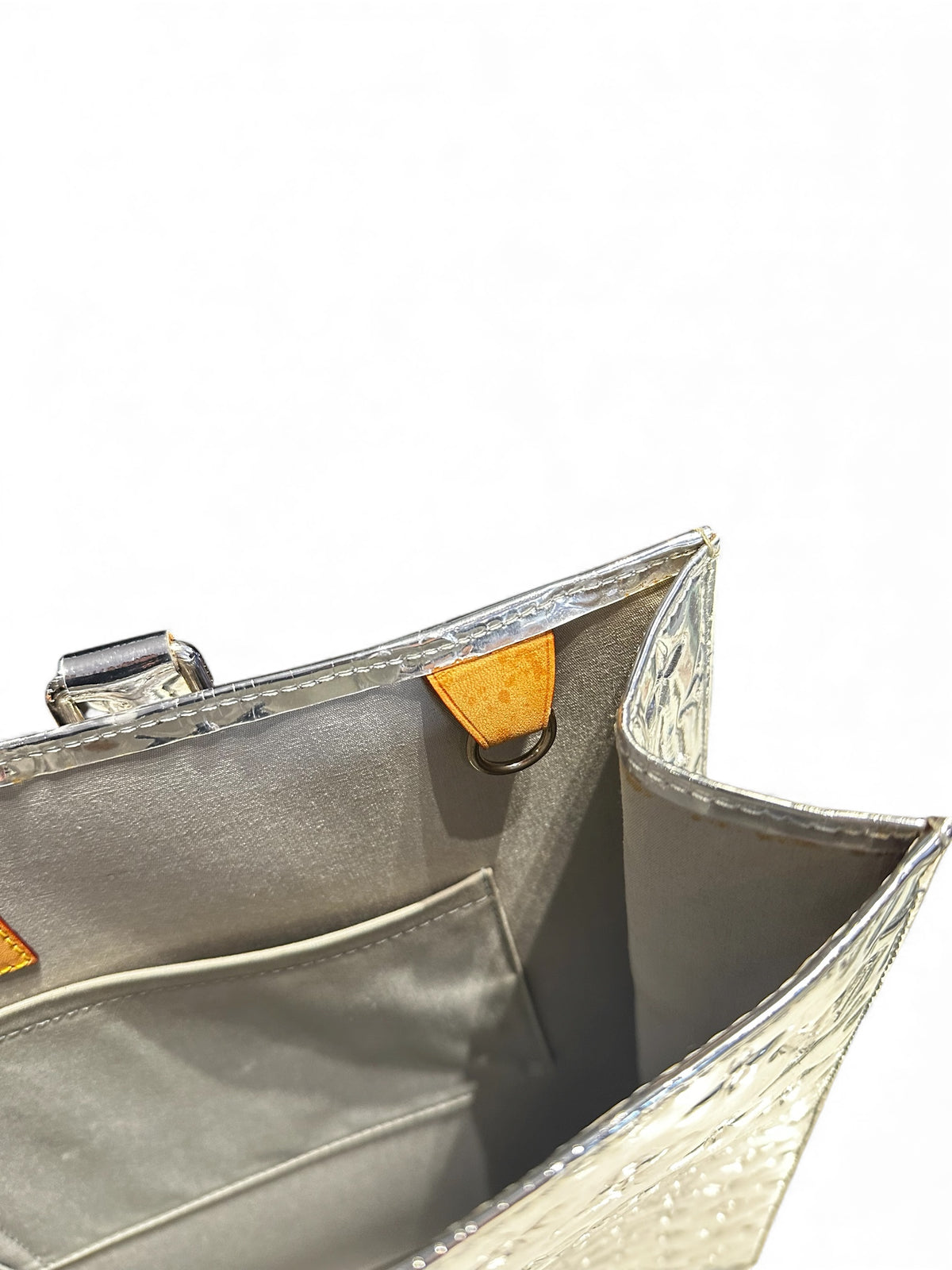 Louis Vuitton Sac Plat – Monogram Miroir Argenté – Édition 2009 – Bon état