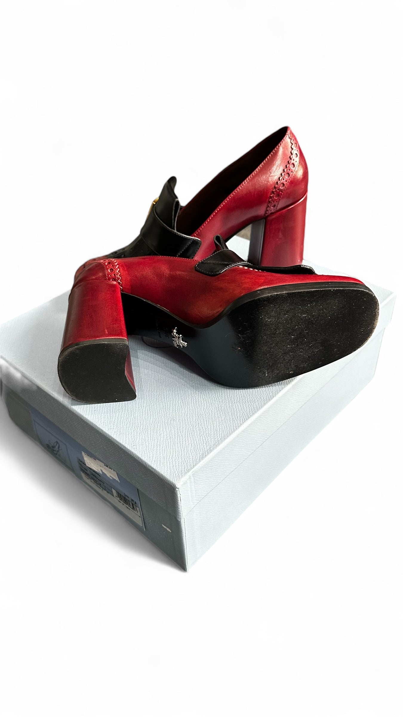 Prada – Escarpins bicolores à boucle