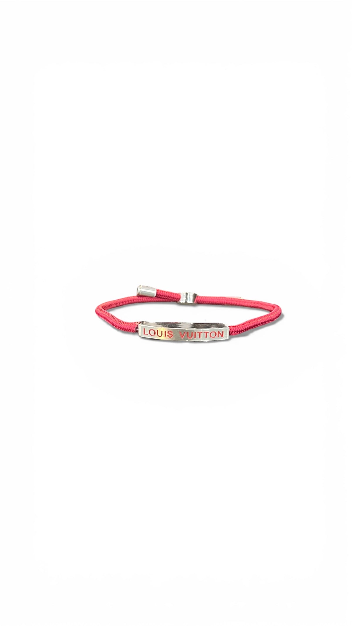 Bracelet Louis Vuitton – Cordon bordeaux, plaque logo argentée