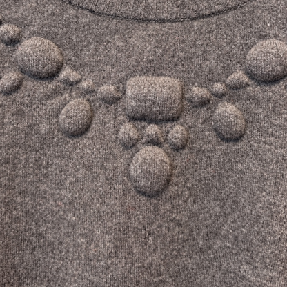 Top Chanel en maille gris anthracite, détail collier – Collection 2007 – Taille 38