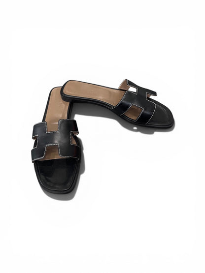 Hermès Oran Sandals – Black leather – Size 37.5
