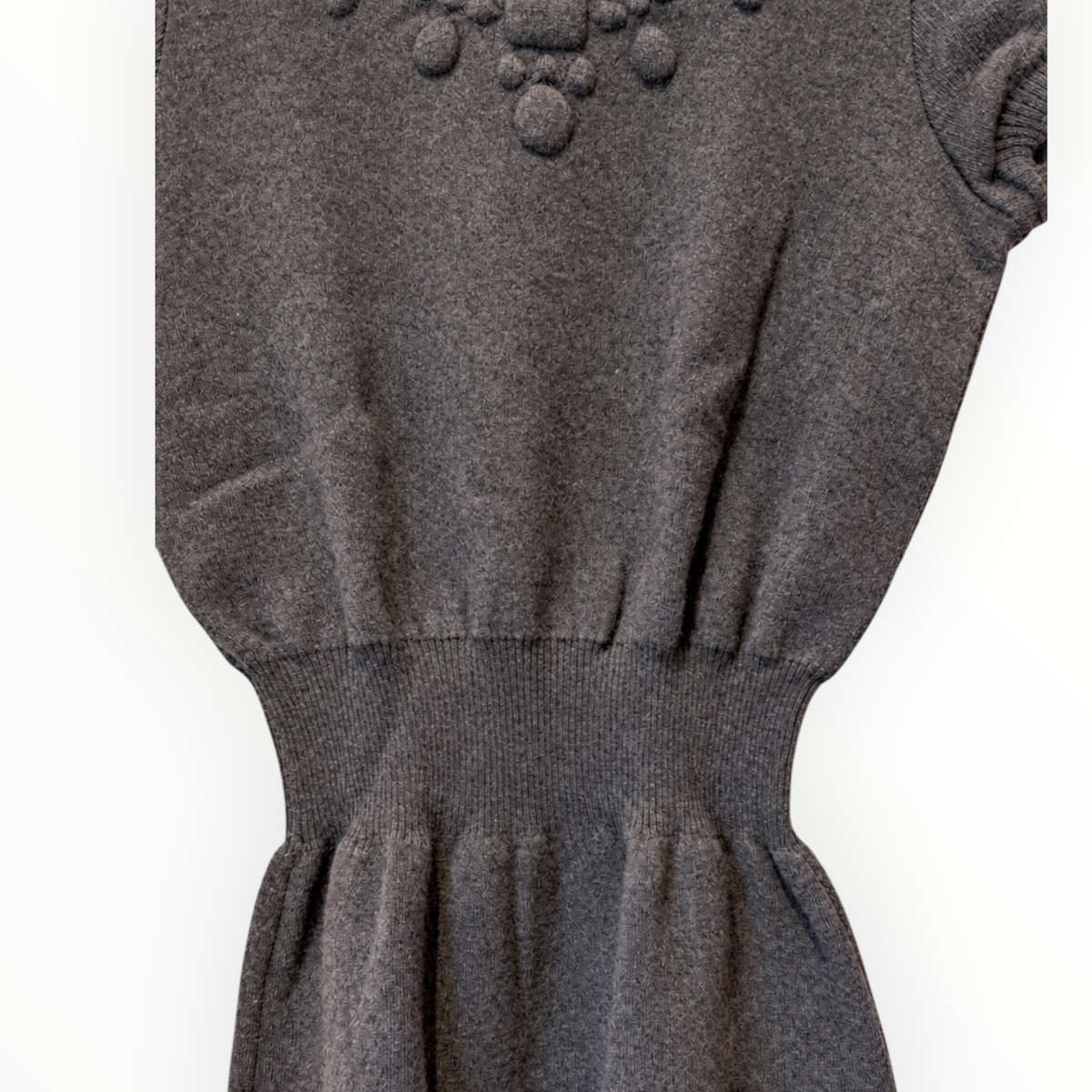 Top Chanel en maille gris anthracite, détail collier – Collection 2007 – Taille 38
