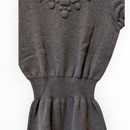 Top Chanel en maille gris anthracite, détail collier – Collection 2007 – Taille 38