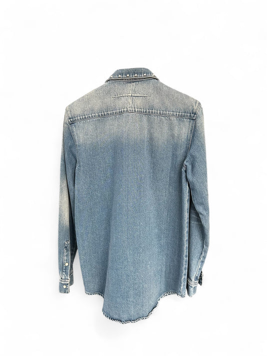Chemise en Jean Givenchy – Détails Cloutés