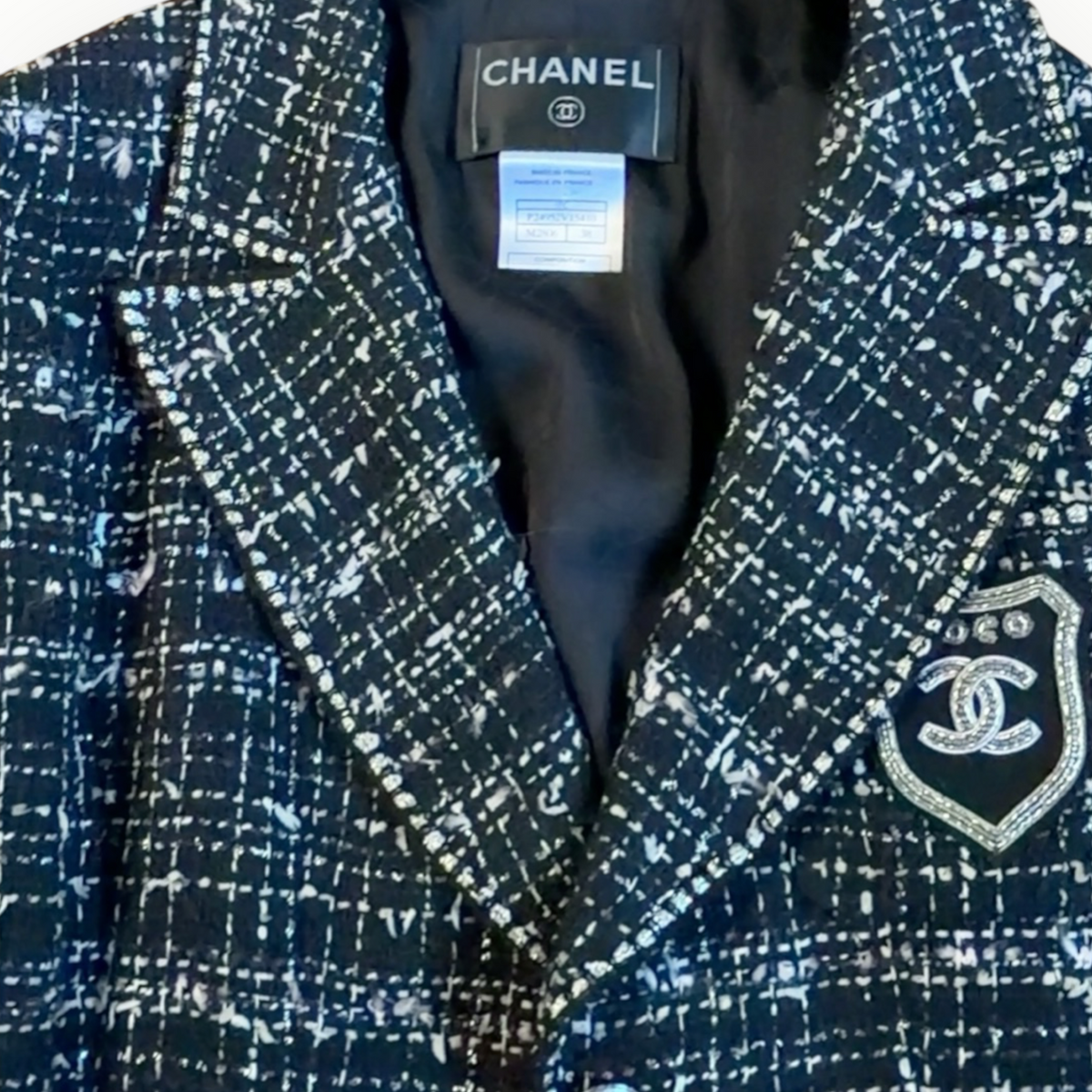 Veste Chanel en tweed noir et blanc – Collection 2005