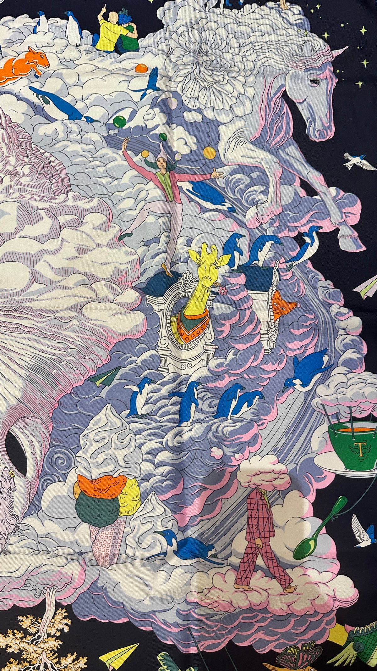 Carré Hermès 90 « Sur Mon Nuage » – Bleu noir