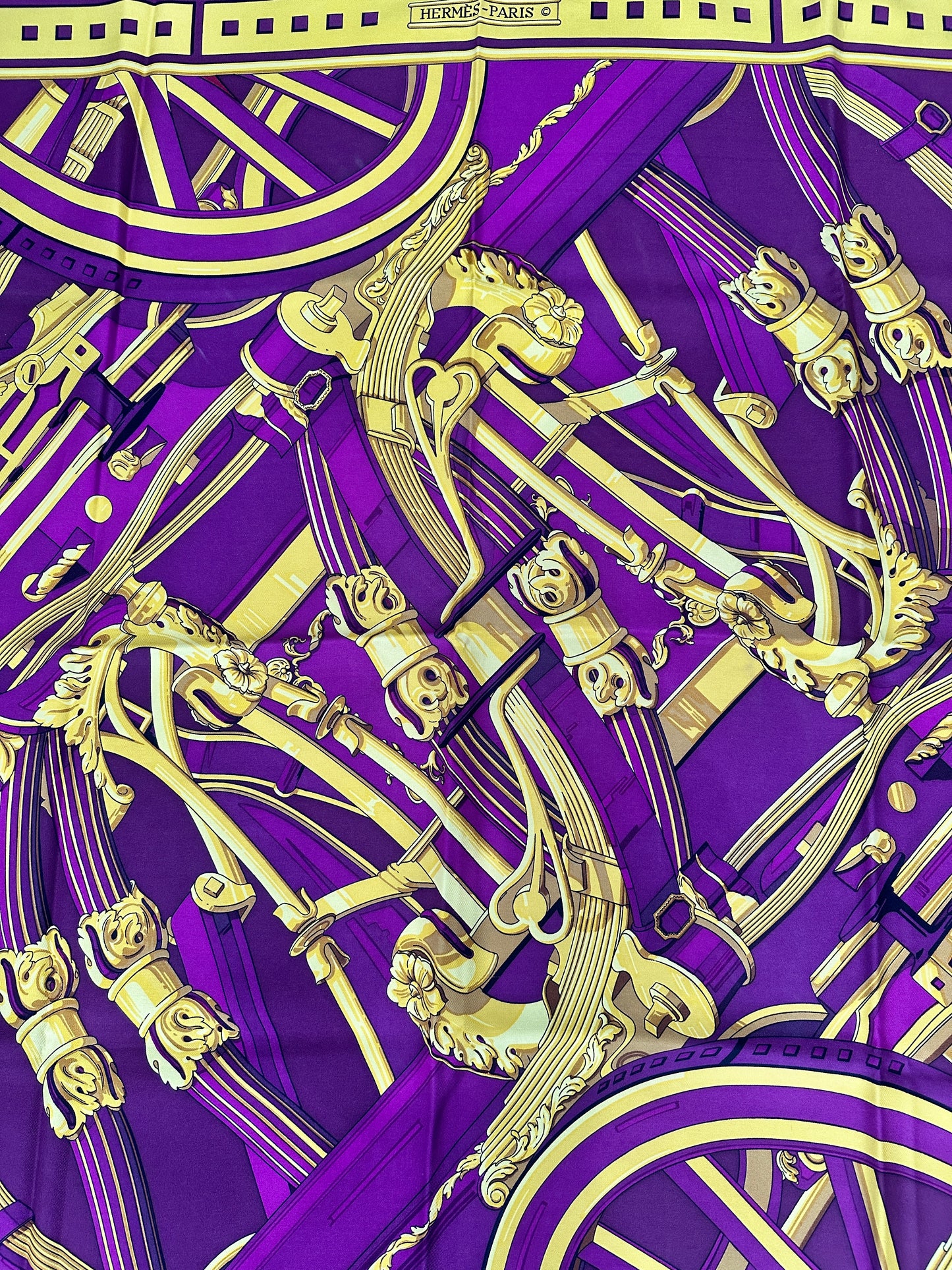 Hermès "Rythmes" Scarf – 90 cm