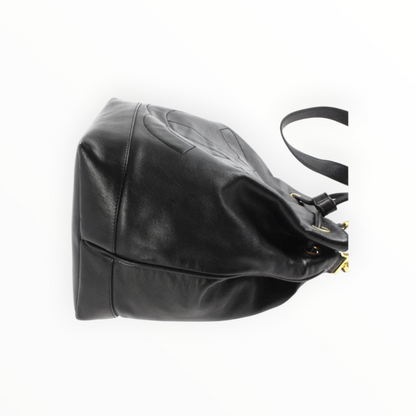 Sac seau Chanel en cuir noir