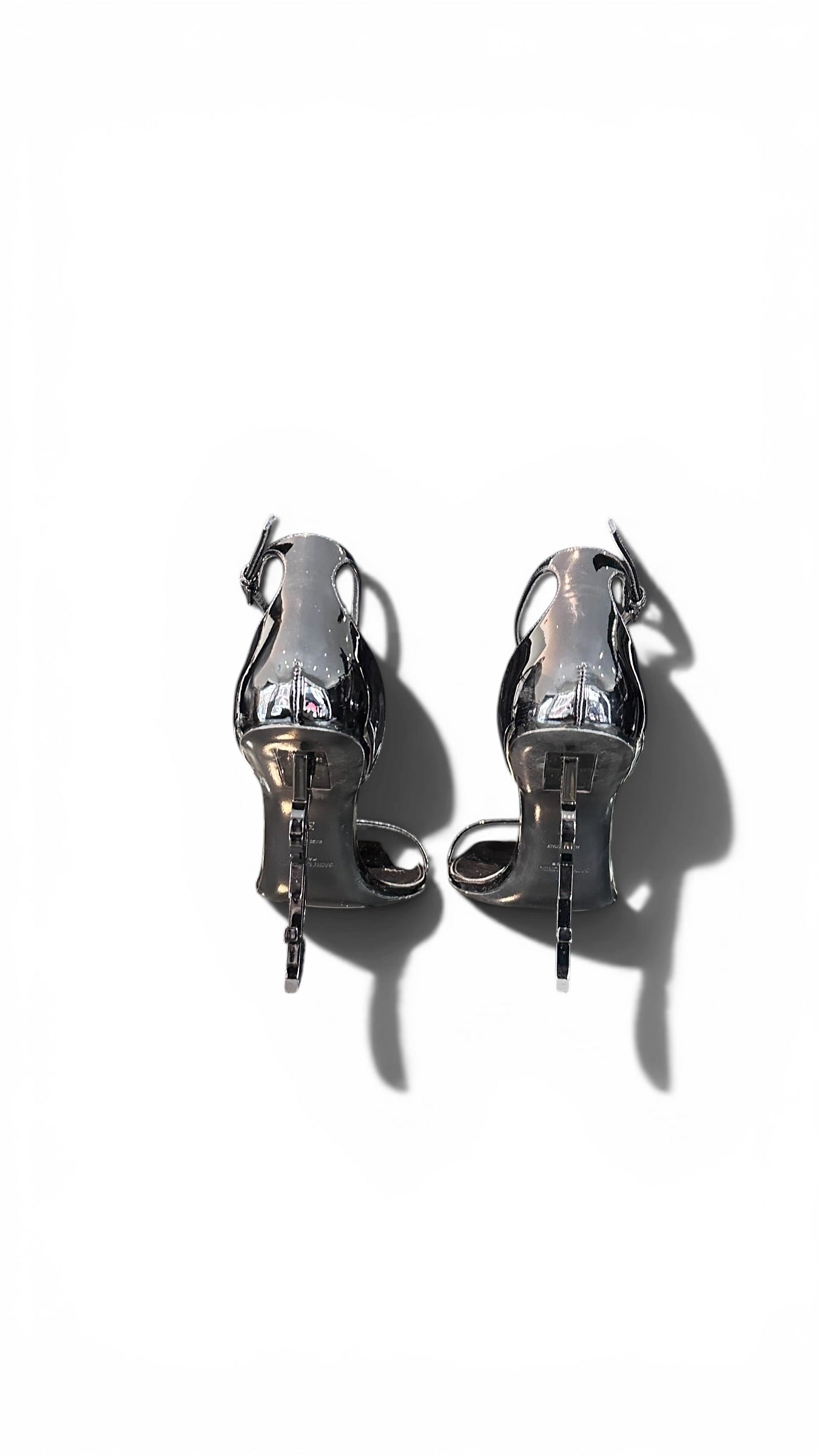 Escarpins Yves Saint Laurent Opyum en cuir verni noir