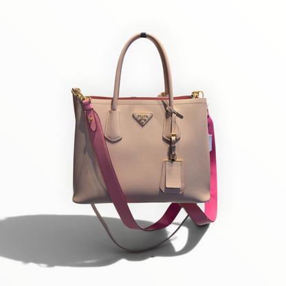 Sac Prada Galleria en cuir Saffiano beige et rose