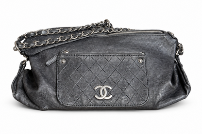Chanel « Pocket in the City » en cuir caviar noir
