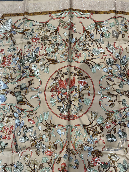 Hermès Carré 90 –des pierres d orient et d'occident  – Beige Sable