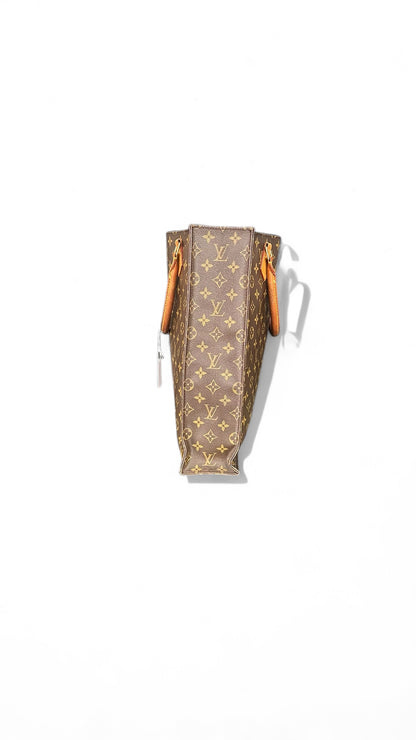 Sac Plat monogrammé Louis Vuitton