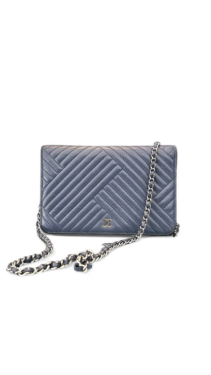 Chanel Wallet on Chain – Cuir d’agneau bleu – Années 2016