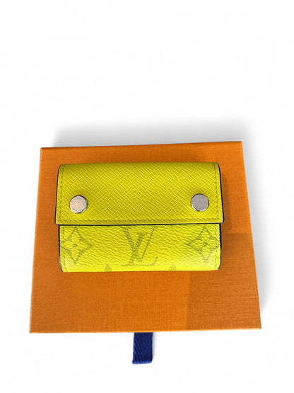 Porte-cartes à bouton pression Louis Vuitton Monogram Jaune Fluo
