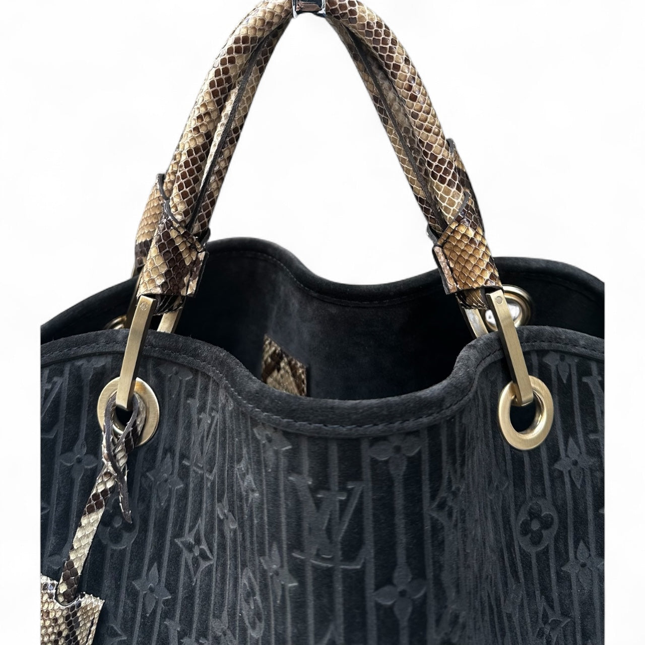 Louis Vuitton KHOL -  Limited Edition