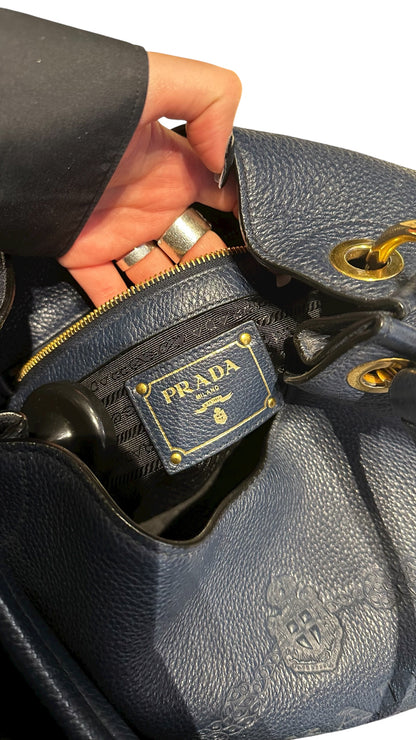 Prada – Sac à main en cuir bleu marine – Très bon état