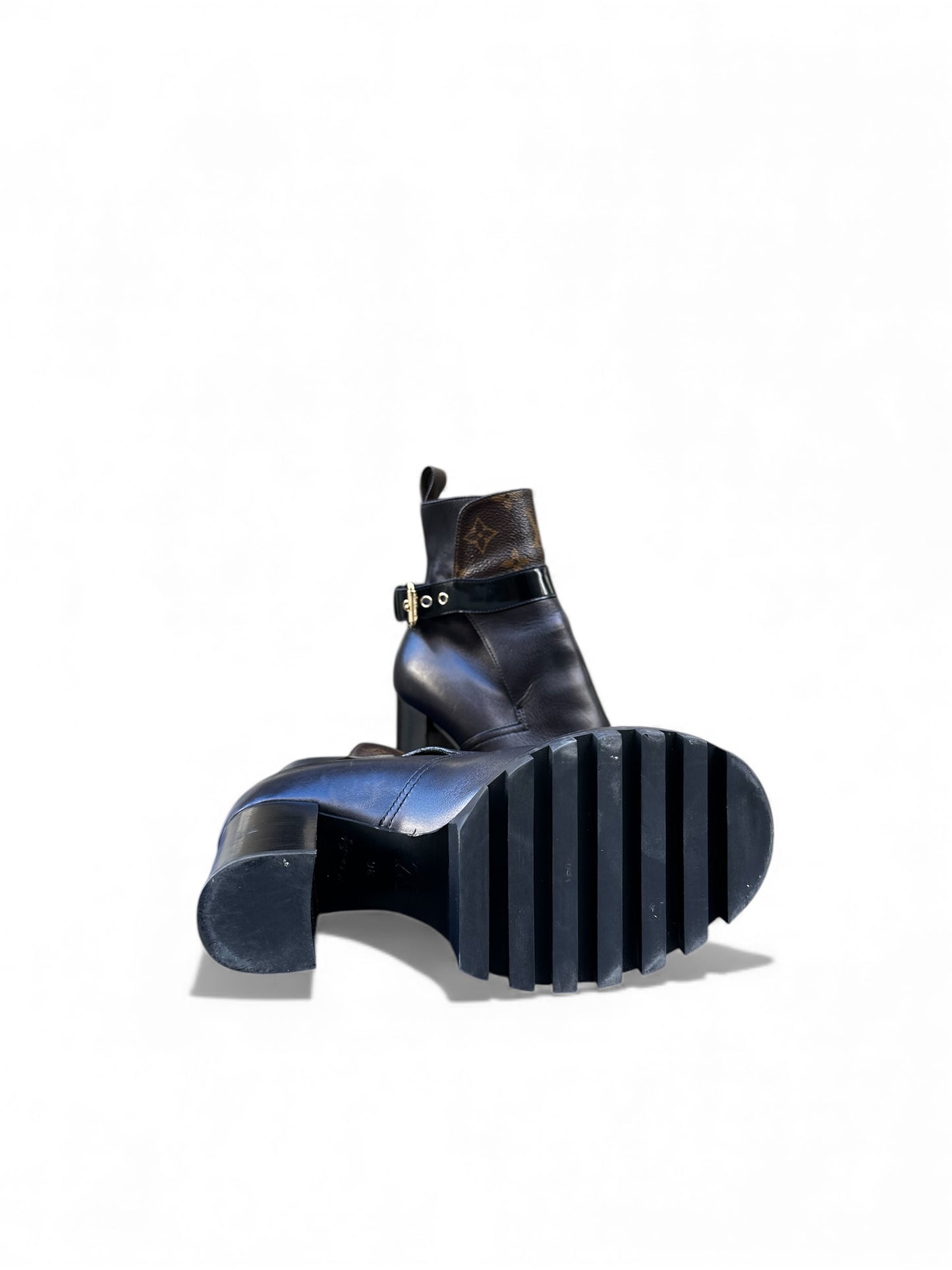 Bottines en cuir et monogramme Louis Vuitton