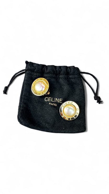 Boucle d’oreille CELINE vintage à clip – perle nacrée centrale