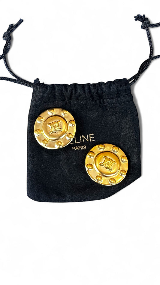 Boucle d’oreille tryonphe celine vintage à clip – médaillon doré à reliefs
