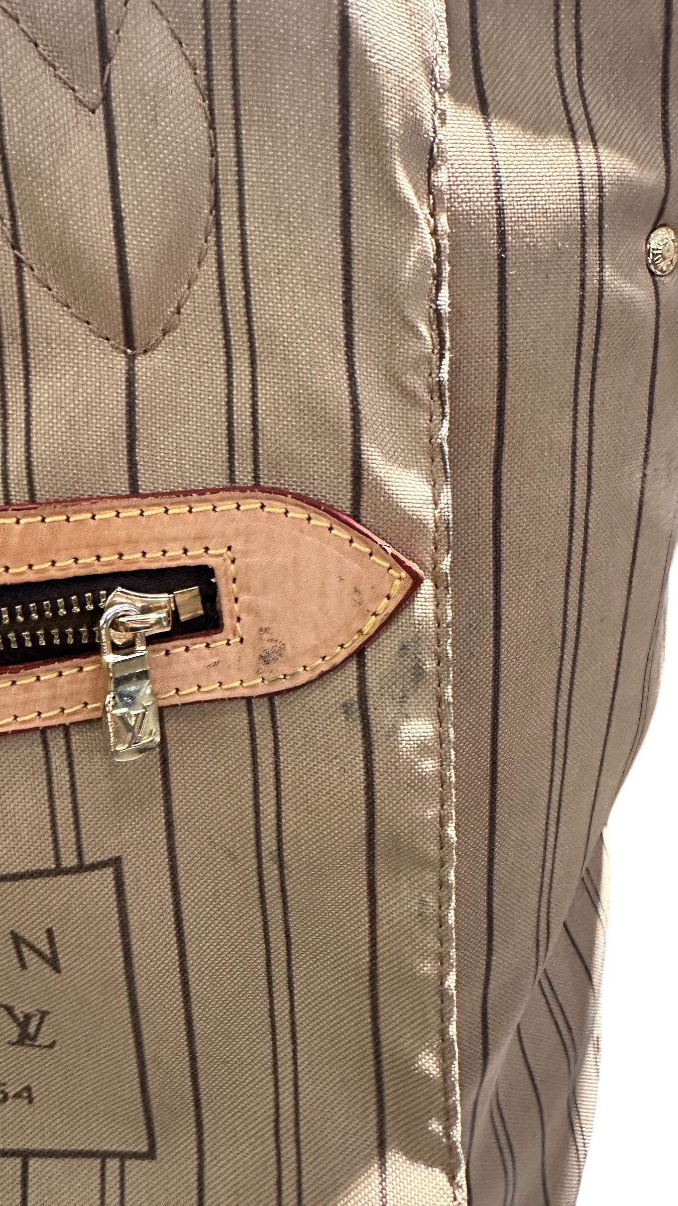 Louis Vuitton  Cabas Neverfull MM Monogram