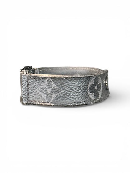 Bracelet Louis Vuitton – Monogram Eclipse, fermoir LV argenté