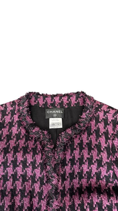 Veste Chanel tweed pied-de-poule rose  noir – Collection Printemps 2013