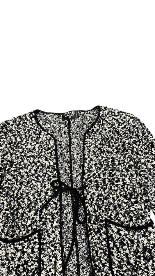 Ensemble Chanel Boutique – Tweed noir & blanc irisé (Taille 36)