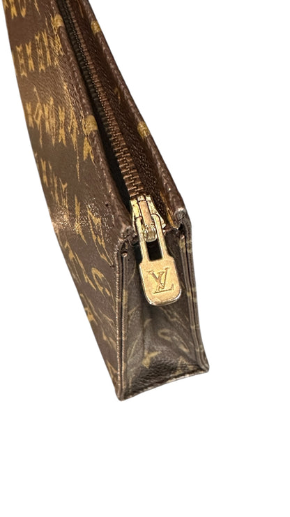 Louis Vuitton Poche Toilette Monogram