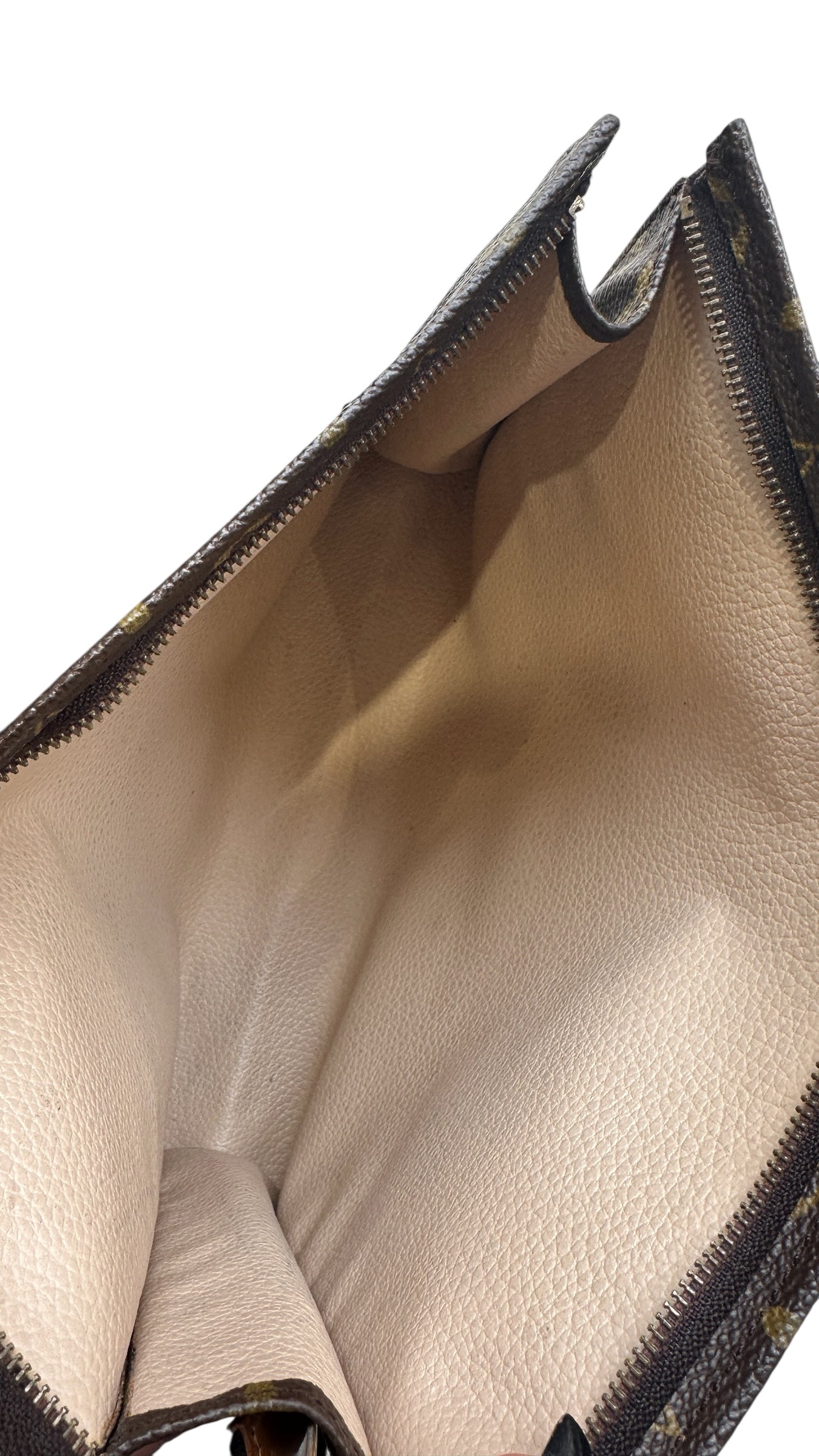 Louis Vuitton Poche Toilette Monogram