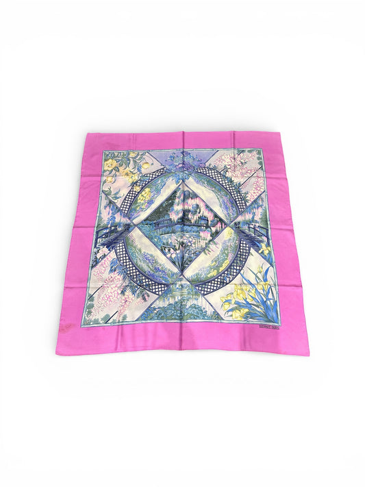 Hermès Carré 90 “Giverny” – Soie – Rose