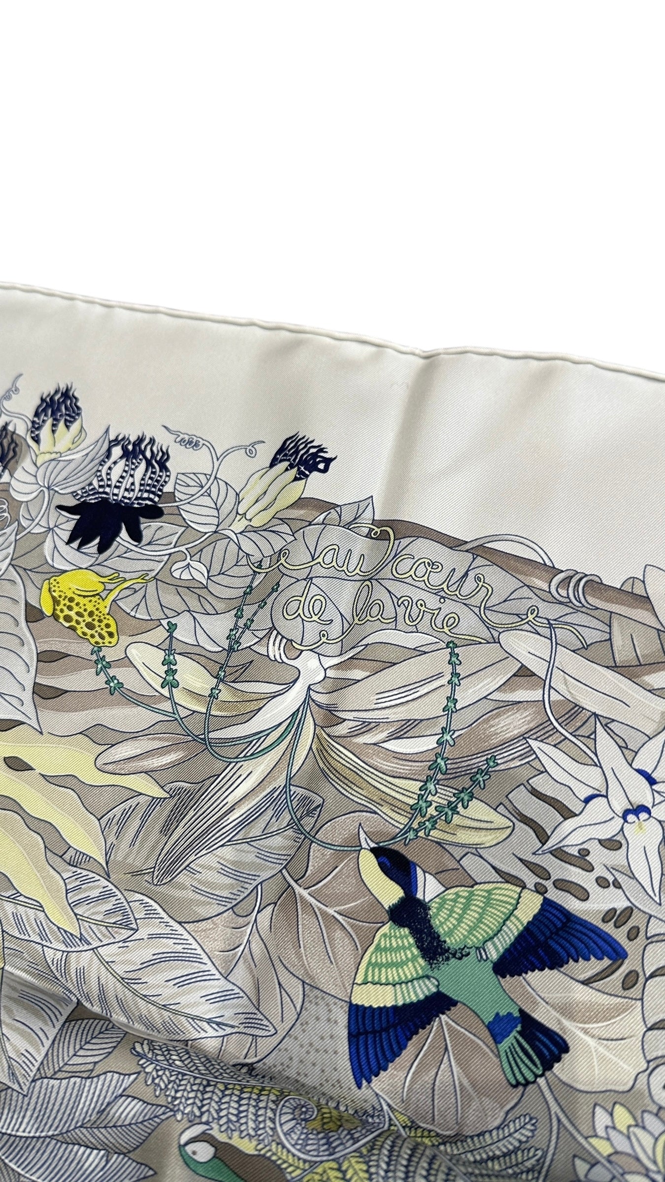Hermès Scarf 90 – “At the Heart of Life”