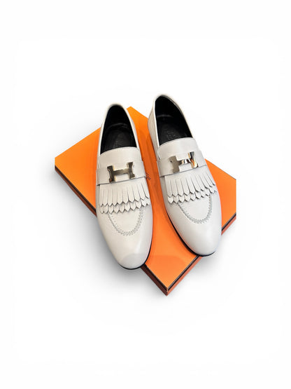 Royal Hermès Loafers – white leather – H buckle