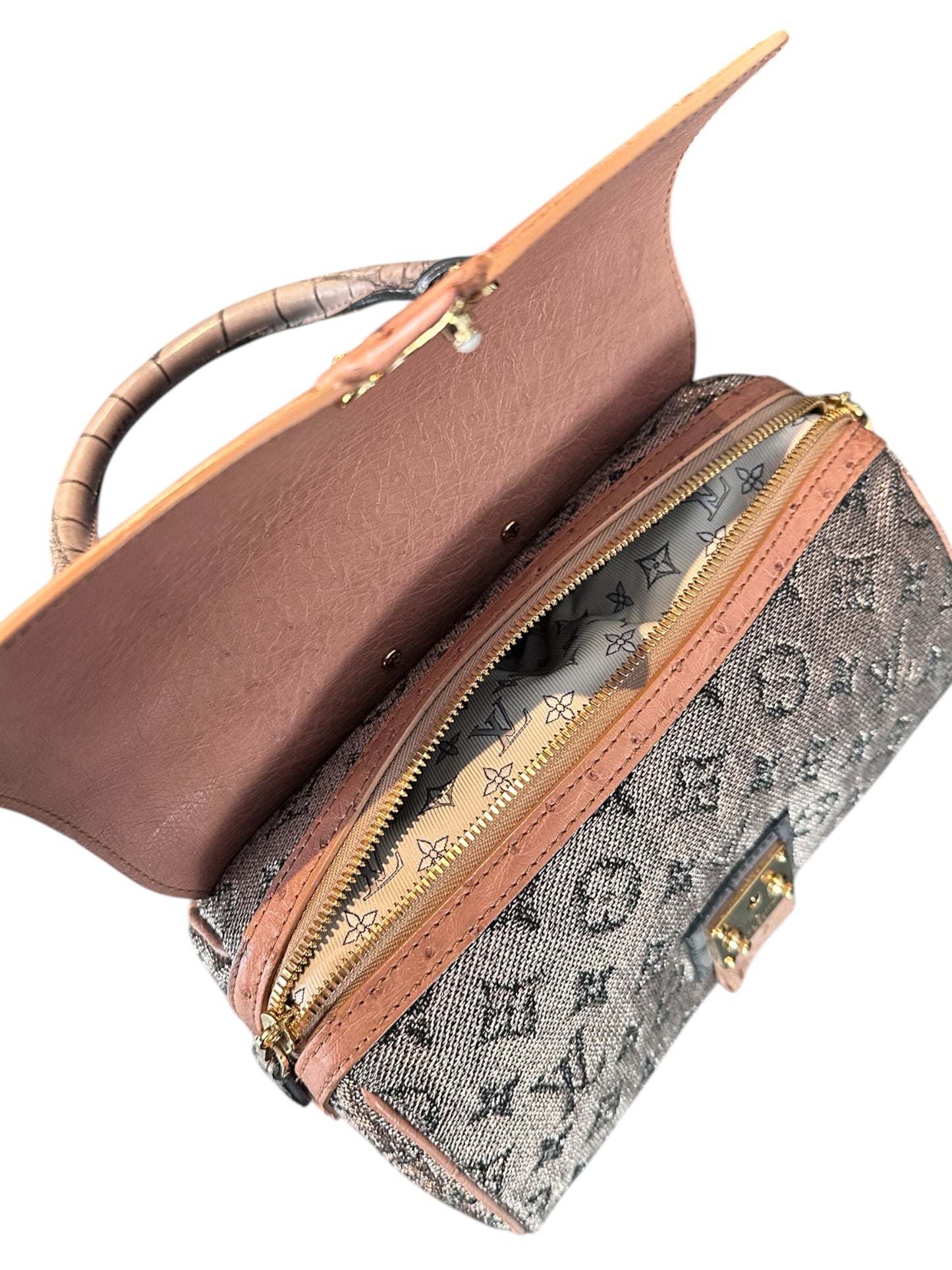 Louis Vuitton-Comedy